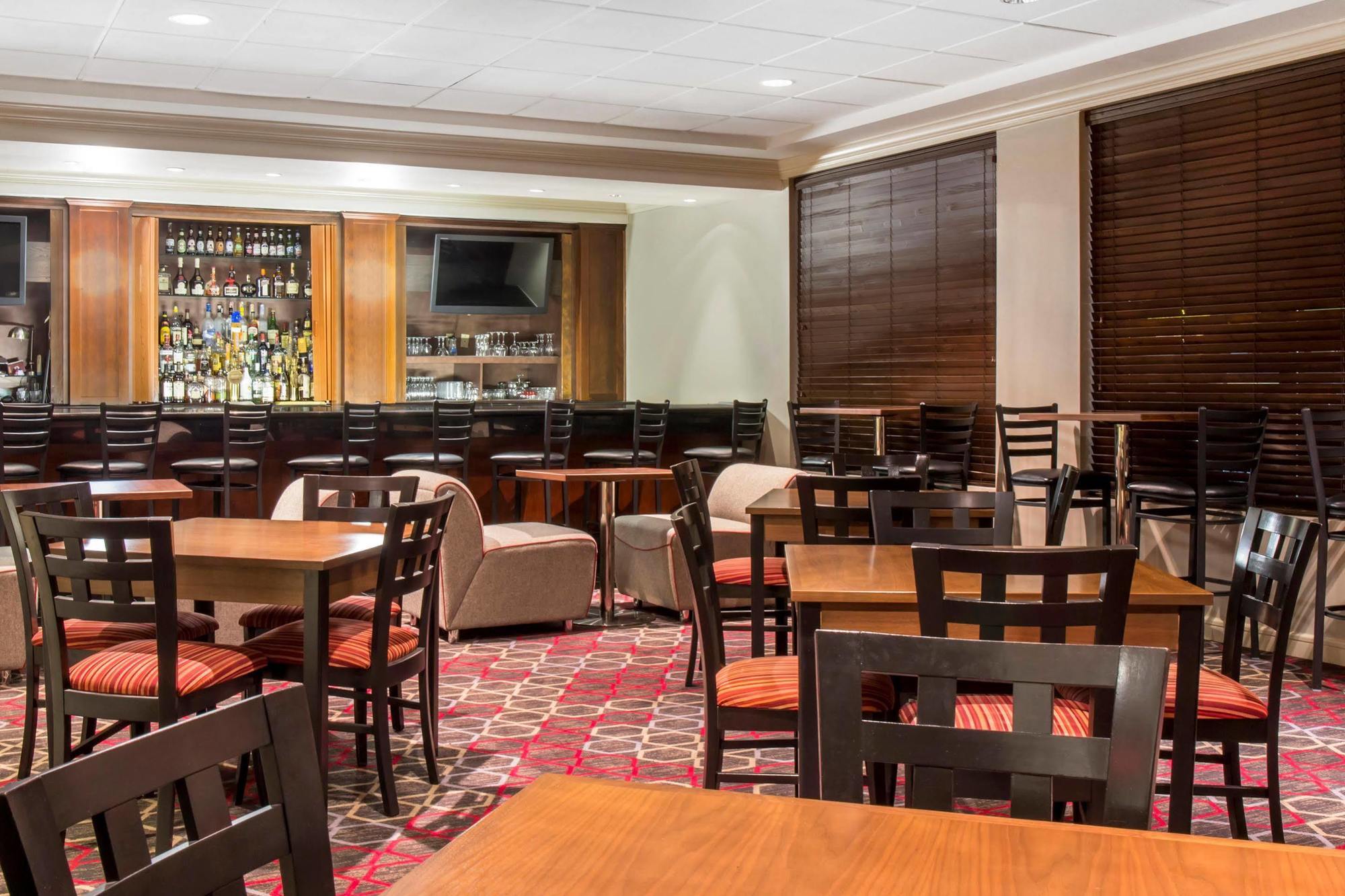 Quality Inn Lexington -Horse Park Экстерьер фото